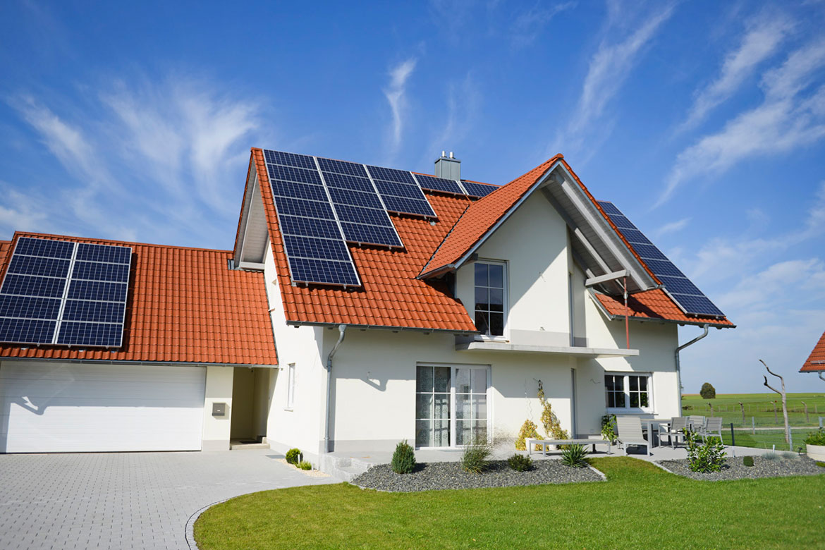 img-solinc-ejemplos-casas-paneles-solares-05